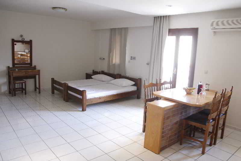 Athina Inn Hersónissos Extérieur photo